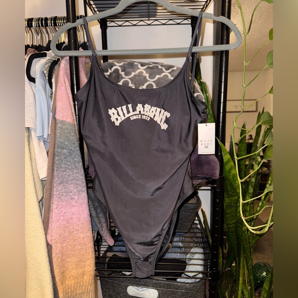 NWT “Billabong” Sun Vibes One-Piece Bathing Suit